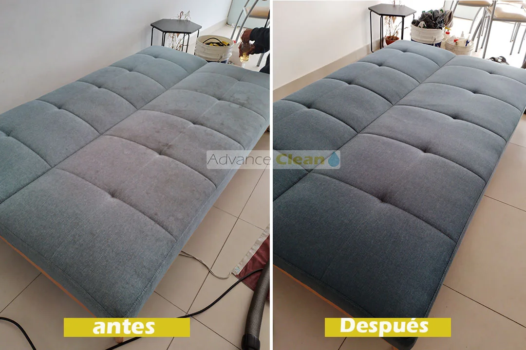 Limpieza sillon azúl sucio